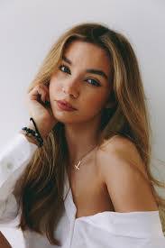 Magdalena Macdonald's Instagram, Twitter & Facebook