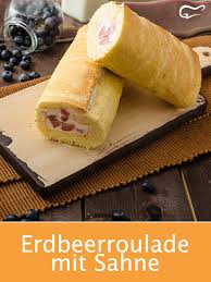 Einfache Erdbeerroulade Mit Sahne Rezept Rezept Erdbeerroulade Rezepte Erdbeeren