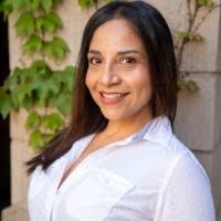 Veronica Sexton's Instagram, Twitter & Facebook