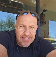 Is it normal for a 5-month-old chiweenie to have little hair