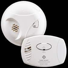 This carbon monoxide detector comes with an alarm comes with a handy voice alarm feature compared to the usual annoying loud beeping sound throughout the house. Smoke And Carbon Monoxide Detector Combo Pack First Alert