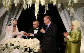 Ana sayfa ünlüler gökhan töre ve esra bilgiç boşandı. Gokhan Tore Esra Bilgic Cifti Evlendi