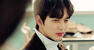 Serial drama korea my strange hero ini menceritakan seorang siswa sma, dia dituduh melakukan kekerasan dan ditendang keluar dari sekolah. My Strange Hero Tumblr On We Heart It