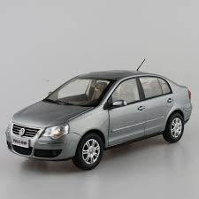 1 18 Volkswagen Classic Polo Sedan Saloon Alloy Model Diecast Show Car Classic Toys Scale Models Volkswagen Volkswagen Polo Classic Cars