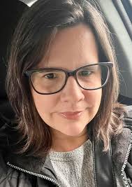 Can someone create a professional headshot from this picture?