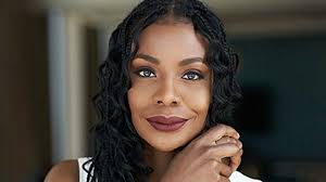 Black Woman Noticed People Offered Her More Money After Creating A Fake  White Male Assistant