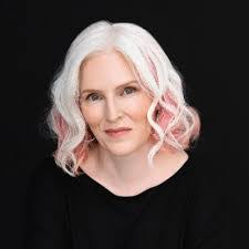 Carrie Thorne's Instagram, Twitter & Facebook