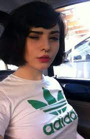 Pin By Stephanie Nikolopoulos On People Are Beautiful Short Hair Styles Tumblr Hair Hair Styles