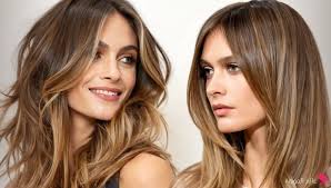 قصات شعر طويل مدرج فرنسي لإطلالة مثالية في 2025