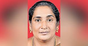 സ്വർണാഭരണങ്ങൾ മോഷ്ടിച്ച ‌കേസിൽ വീട്ടമ്മ അറസ്റ്റിൽ