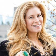 Iris Weiss's Instagram, Twitter & Facebook