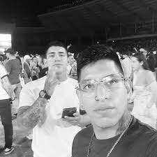 Andy Vélez (@andy_velezz1) • Instagram photos and videos