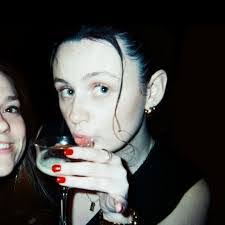 Maura Finnegan's Instagram, Twitter & Facebook