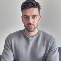 Benjamin Haak's Instagram, Twitter & Facebook