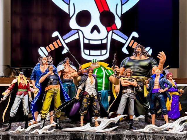 Fan 'One Piece' sưu tầm hơn 200 bộ truyện, 300 mô hình nhân vật | Znews.vn