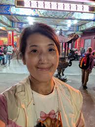 請花點時間欣賞自己所取得的小勝利和戰勝的戰鬥。繼續前進！我為你感到驕傲。