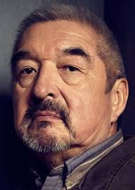 Sorry for the two movie star posts in two days but I couldn't allow the  passing of our friend Graham Greene yesterday to go without comment. I was  visiting the set of