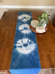 Hand Dyed Indigo Shibori Cotton Linen Sand Dollar Narrow Table Etsy In 2020 Hand Dyed Indigo Rustic Table Decor Rustic Wedding Table Decor