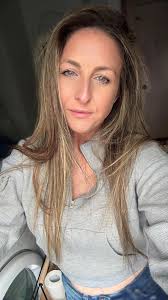 Our elf is back to celebrate this joyous occasion! 🐻