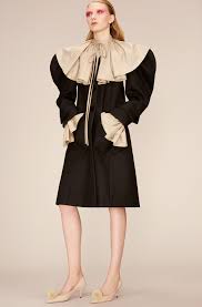 Nina ricci is a fashion house founded by maria nina ricci and her son robert in paris in 1932, and owned by the spanish beauty and fashion group puig since 1998. Nina Ricci Resort 2018 Collection Vogue