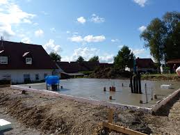 Das wichtigste im überblick indem sie bei der errichtung des hauses die. Unser Fertighaus Entsteht Die Bodenplatte Ist Fertig