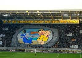 Choreo auf der nordtribüne beim heimspiel des hsv gegen dresden, welches der hsv am 14. Im Tal Der Ahnungslosen Werden Noch Heute Dinos Gejagt Faszination Fankurve