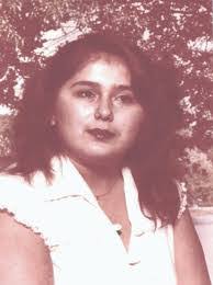 Genevieve Gomez's Instagram, Twitter & Facebook