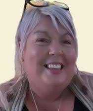 Lorraine Plunkett's Instagram, Twitter & Facebook