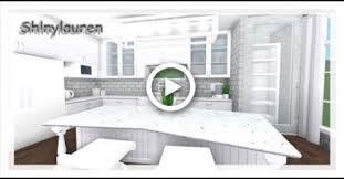 Roblox Bloxburg White Aesthetic Small Kitchen Build Sh Nylauren Kitchen Design Small Space Small Condo Kitchen Kitchen Design Small