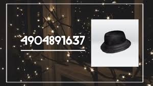 Pin By Ong On Bloxburg Roblox Roblox Codes Roblox Pictures