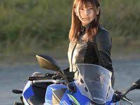 晴れだーー 今日はずっと楽しみにしていた ツーリング行ってきます お客さんとサーキットの話で盛り上がってたら行きたくなってきた デイトナもう一台予備に欲しい tra 袖ヶ浦フォレストレースウェイ daytona675 tr バイカーの女の子 女性
