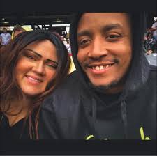 I am looking for an affordable family photographers that has openings in  October Also getting married next year so I'm curious of packages they can  offer there as well :).