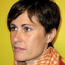 Kim Badgett's Instagram, Twitter & Facebook