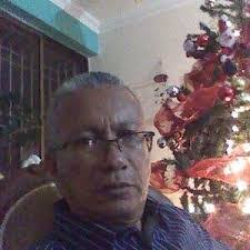 Douglas Parra's Instagram, Twitter & Facebook