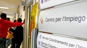 Doppio ingresso, ampio salone doppio con zona. Sede Orario E Servizi Del Centro Per L Impiego A Pisa