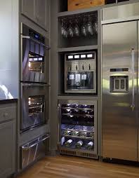 Modern Kitchen Design With Luxury Appliances Keepin It Classy Seriously Check Out T Design De Cuisine Moderne Interieur Moderne De Cuisine Cuisine Moderne