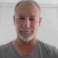 20+ "Robert Male" profiles