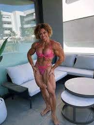 Female Muscle (@amymuscle_ifbbpro) • Threads, Say more