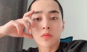 Xiumin makes sure to take good care of the people around him. Exo S Xiumin Reveals Handsome Photographs Of His Shaved Head Ahead Of Enlistment