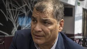 Castillo propone reescribir la constitución de perú para fortalecer el papel del estado en la economía, se ha convertido en la sorpresa de la elección y su ascenso ha puesto nerviosos a los inversionistas y las elites más acomodadas del país minero. Rafael Correa Confirma Su Candidatura A La Vicepresidencia De Ecuador En 2021 Internacional El Pais
