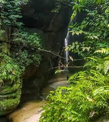 Air terjun di kapur ix. Air Terjun Yang Tersembunyi Terletak Dicelah Dua Tebing Arasynews Com