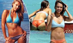 Jessica Alba Slips Back In Her Into The Blue Bikini 8 Years On And Looks Better Than Ever Daily Mail Online