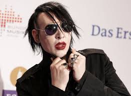 Marilyn manson wife age ile ilgili kitap bulunamadı. Who Is Marilyn Manson Dating Marilyn Manson Girlfriend Wife