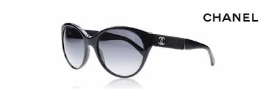 Arrondies, carrées, ovales et en plus des verres teintés classiques, les lunettes de soleil chanel pour femme vous donnent aussi la. Blog Lunettes De Soleil Femme Chanel Tendances 2015