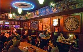 Mcmenamins Blue Moon Tavern Grill In Portland Or Get Your Cheeseburger Fix Here Blue Moon Tavern Oregon Travel Cascadia