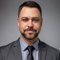 Steven Moser's Instagram, Twitter & Facebook