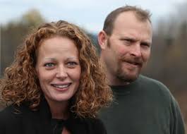 U.S. scientists say uncertainties loom about Ebola's transmission, other  key facts