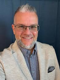 Are you looking for your next event speaker? Pastor/Evangelist DeWayne  Howard has been preaching the gospel for 40 years around the globe with  power, passion, and conviction. He's conducted revivals, crusades, concerts,