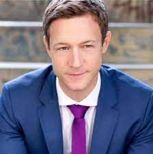 Als finanzfachmann ist gernot blümel in österreich bisher noch nicht aufgefallen. Facebook
