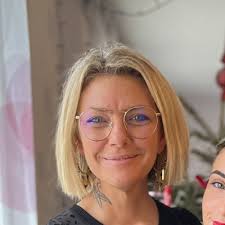 Superbe deuxième journée de lancement du collector ultramarin "les gouzous  timbrés" en partenariat avec Jace et en présence de toutes les équipes de  la DEX Réunion , du secteur de St Pierre